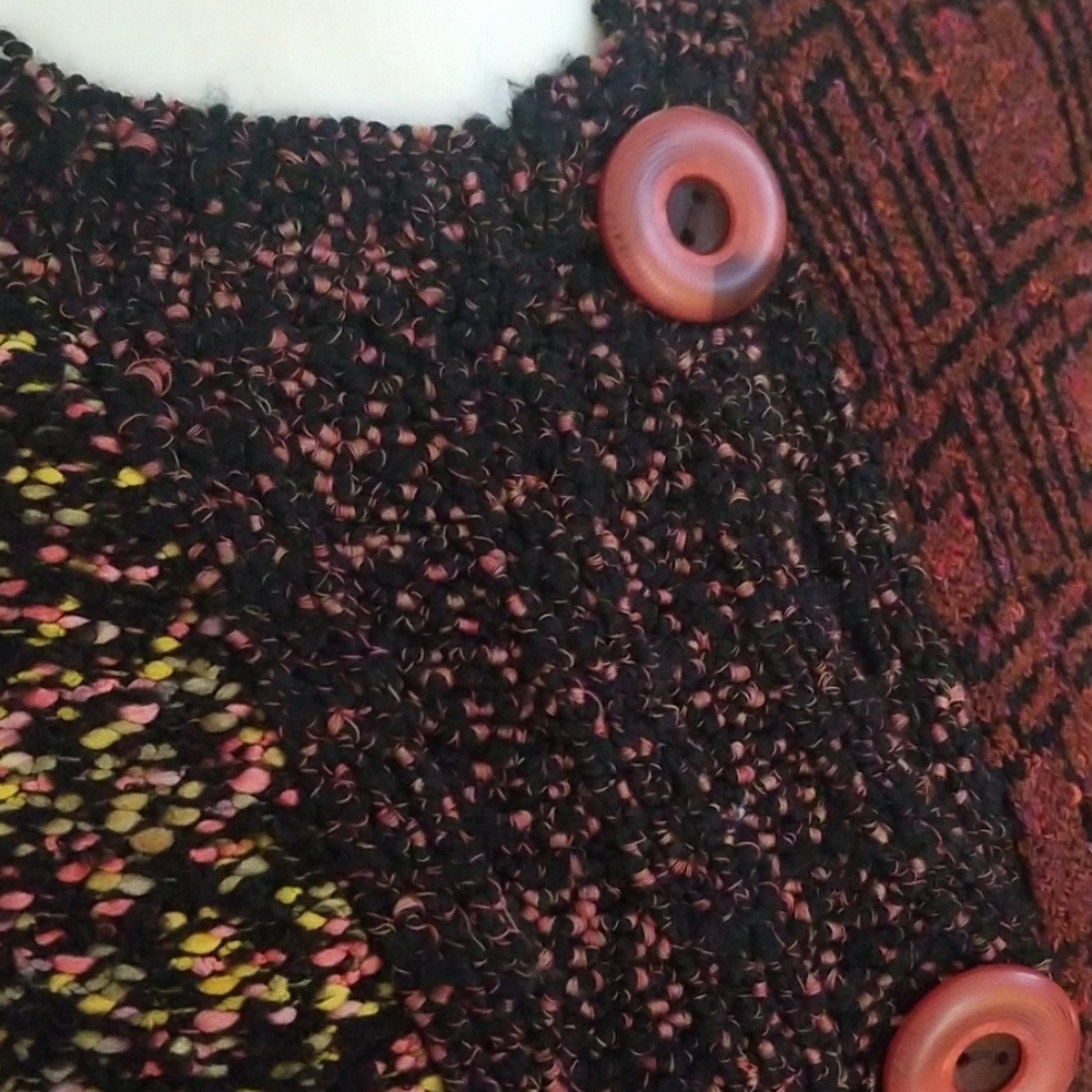 Large button up multi colored sweater - Picture 2 of 4